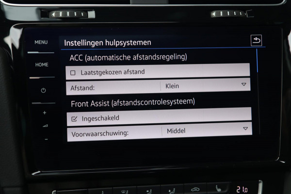 Volkswagen Golf 1.4 TSI PHEV GTE / PANODAK / KEYLESS / ACC / CAMERA / DODEHOEK Volkswagen Golf 1.4 TSI PHEV GTE / PANODAK / KEYLESS / ACC / CAMERA / DODEHOEK