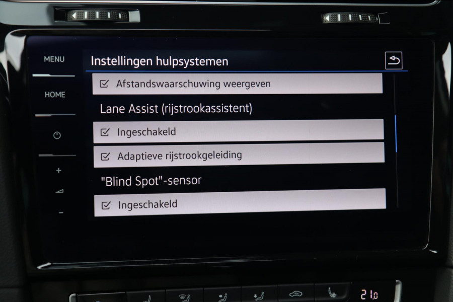 Volkswagen Golf 1.4 TSI PHEV GTE / PANODAK / KEYLESS / ACC / CAMERA / DODEHOEK Volkswagen Golf 1.4 TSI PHEV GTE / PANODAK / KEYLESS / ACC / CAMERA / DODEHOEK