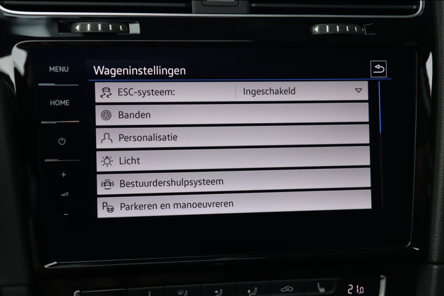 Volkswagen Golf 1.4 TSI PHEV GTE / PANODAK / KEYLESS / ACC / CAMERA / DODEHOEK Volkswagen Golf 1.4 TSI PHEV GTE / PANODAK / KEYLESS / ACC / CAMERA / DODEHOEK
