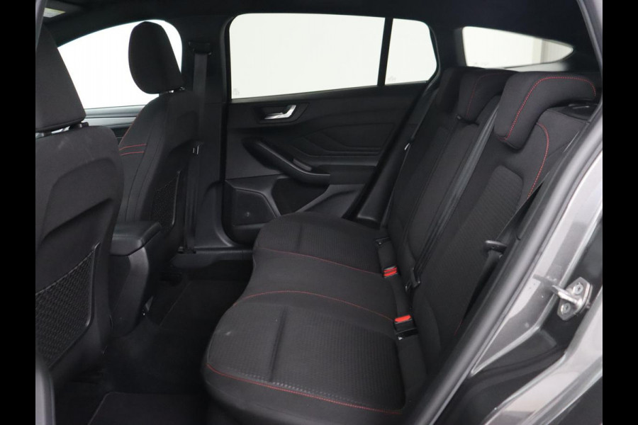 Ford Focus 1.0 EcoBoost Hybrid ST Line Style | Stoel & stuurverwarming | Camera | Park Assist | Carplay | Full LED | Navigatie | Keyless | Climate control Ford Focus 1.0 EcoBoost Hybrid ST Line Style | Stoel & stuurverwarming | Camera | Park Assist | Carplay | Full LED | Navigatie | Keyless | Climate control