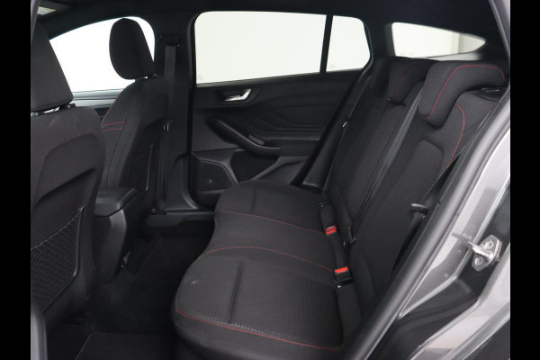 Ford Focus 1.0 EcoBoost Hybrid ST Line Style | Stoel & stuurverwarming | Camera | Park Assist | Carplay | Full LED | Navigatie | Keyless | Climate control Ford Focus 1.0 EcoBoost Hybrid ST Line Style | Stoel & stuurverwarming | Camera | Park Assist | Carplay | Full LED | Navigatie | Keyless | Climate control