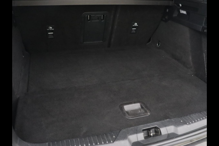 Ford Focus 1.0 EcoBoost Hybrid ST Line Style | Stoel & stuurverwarming | Camera | Park Assist | Carplay | Full LED | Navigatie | Keyless | Climate control Ford Focus 1.0 EcoBoost Hybrid ST Line Style | Stoel & stuurverwarming | Camera | Park Assist | Carplay | Full LED | Navigatie | Keyless | Climate control