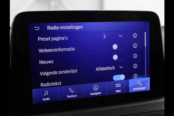 Ford Focus 1.0 EcoBoost Hybrid ST Line Style | Stoel & stuurverwarming | Camera | Park Assist | Carplay | Full LED | Navigatie | Keyless | Climate control Ford Focus 1.0 EcoBoost Hybrid ST Line Style | Stoel & stuurverwarming | Camera | Park Assist | Carplay | Full LED | Navigatie | Keyless | Climate control