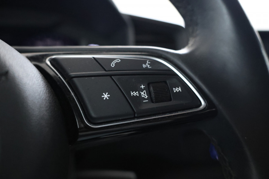 Audi A1 Sportback 25 TFSI Advanced edition City carver, Airco, Apple Carplay Audi A1 Sportback 25 TFSI Advanced edition City carver, Airco, Apple Carplay