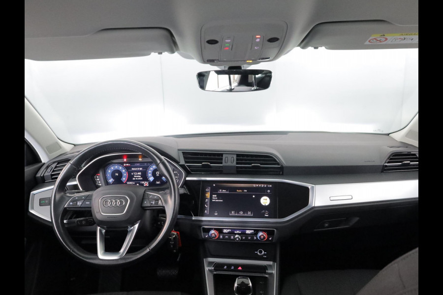 Audi Q3 35 TFSI Business Edition 150pk S-tronic | 18'LM-velgen| Navigatie | verwarmde voorstoelen | Adaptive cruise controle