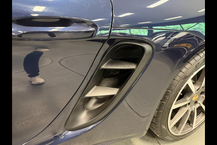 Porsche 718 Cayman 2.0 300PK NAVI/BOSE/DAB/LED/M-STOELEN/ECC/PDC/CRUISE/// Porsche 718 Cayman 2.0 300PK NAVI/BOSE/DAB/LED/M-STOELEN/ECC/PDC/CRUISE///