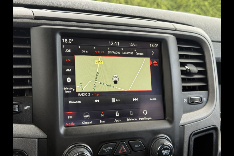 Dodge Ram 1500 5.7 V8 CLASSIC NIGHT 4x4 / LEDER / BPM VRIJ / 1e EIG. / CAMERA / 6-PERS / NAVI / 3.5T TREKHAAK Dodge Ram 1500 5.7 V8 CLASSIC NIGHT 4x4 / LEDER / BPM VRIJ / 1e EIG. / CAMERA / 6-PERS / NAVI / 3.5T TREKHAAK