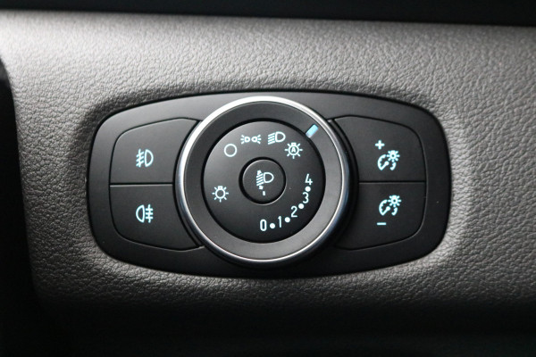 Ford Transit Custom 2.0 TDci 130pk L2 H1 Limited Ford Transit Custom 2.0 TDci 130pk L2 H1 Limited