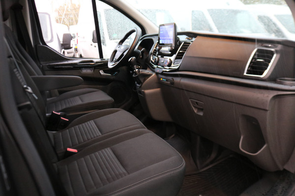 Ford Transit Custom 2.0 TDci 130pk L2 H1 Limited Ford Transit Custom 2.0 TDci 130pk L2 H1 Limited