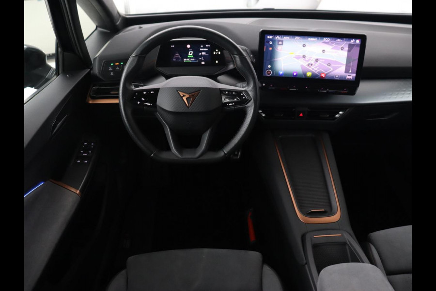 CUPRA Born Performance One 62 kWh | Stoel & stuurverwarming | Massage | Camera | Adaptive cruise | Carplay | Keyless | Navigatie CUPRA Born Performance One 62 kWh | Stoel & stuurverwarming | Massage | Camera | Adaptive cruise | Carplay | Keyless | Navigatie