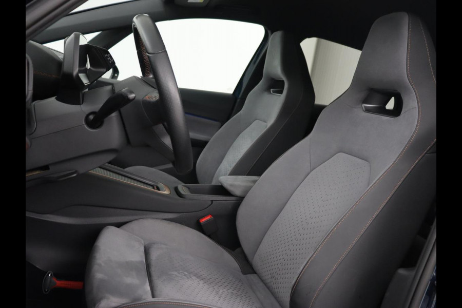 CUPRA Born Performance One 62 kWh | Stoel & stuurverwarming | Massage | Camera | Adaptive cruise | Carplay | Keyless | Navigatie CUPRA Born Performance One 62 kWh | Stoel & stuurverwarming | Massage | Camera | Adaptive cruise | Carplay | Keyless | Navigatie