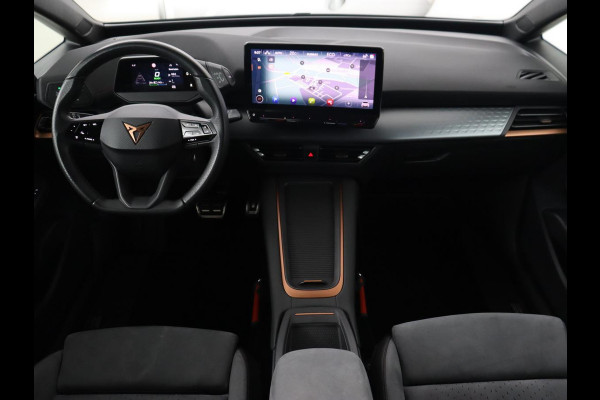 CUPRA Born Performance One 62 kWh | Stoel & stuurverwarming | Massage | Camera | Adaptive cruise | Carplay | Keyless | Navigatie CUPRA Born Performance One 62 kWh | Stoel & stuurverwarming | Massage | Camera | Adaptive cruise | Carplay | Keyless | Navigatie