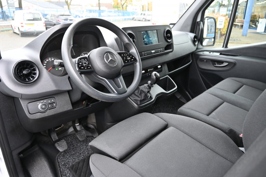 Mercedes-Benz Sprinter 317 CDI L2H2 360 Graden camera, Geveerde stoel, Navigatie Mercedes-Benz Sprinter 317 CDI L2H2 360 Graden camera, Geveerde stoel, Navigatie
