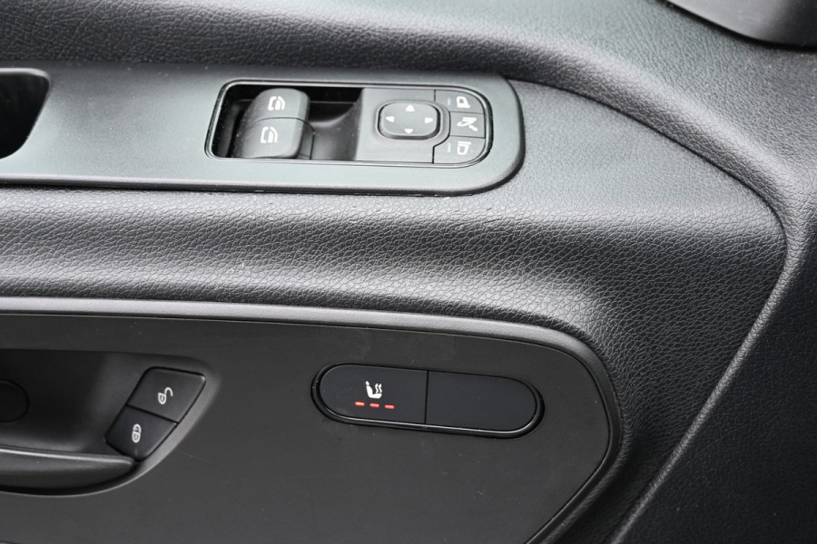 Mercedes-Benz Sprinter 317 CDI L2H2 360 Graden camera, Geveerde stoel, Navigatie Mercedes-Benz Sprinter 317 CDI L2H2 360 Graden camera, Geveerde stoel, Navigatie