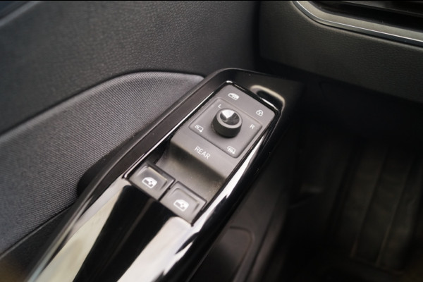 Volkswagen ID.3 Life 58kWh -NAVI-ECC-PDC- Volkswagen ID.3 Life 58kWh -NAVI-ECC-PDC-