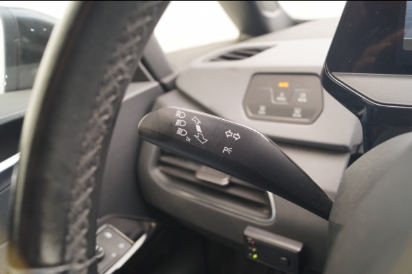 Volkswagen ID.3 Life 58kWh -NAVI-ECC-PDC- Volkswagen ID.3 Life 58kWh -NAVI-ECC-PDC-