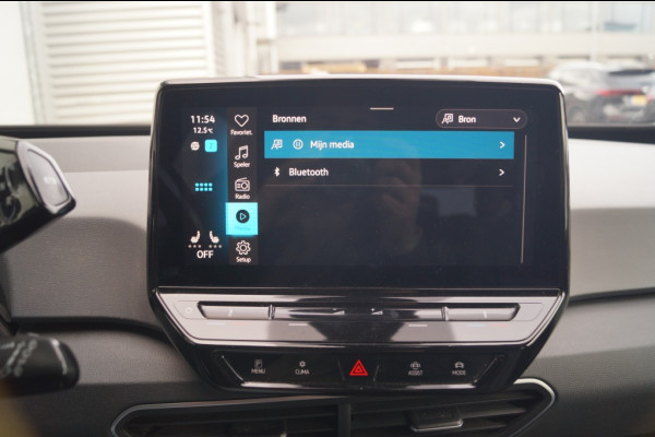 Volkswagen ID.3 Life 58kWh -NAVI-ECC-PDC- Volkswagen ID.3 Life 58kWh -NAVI-ECC-PDC-