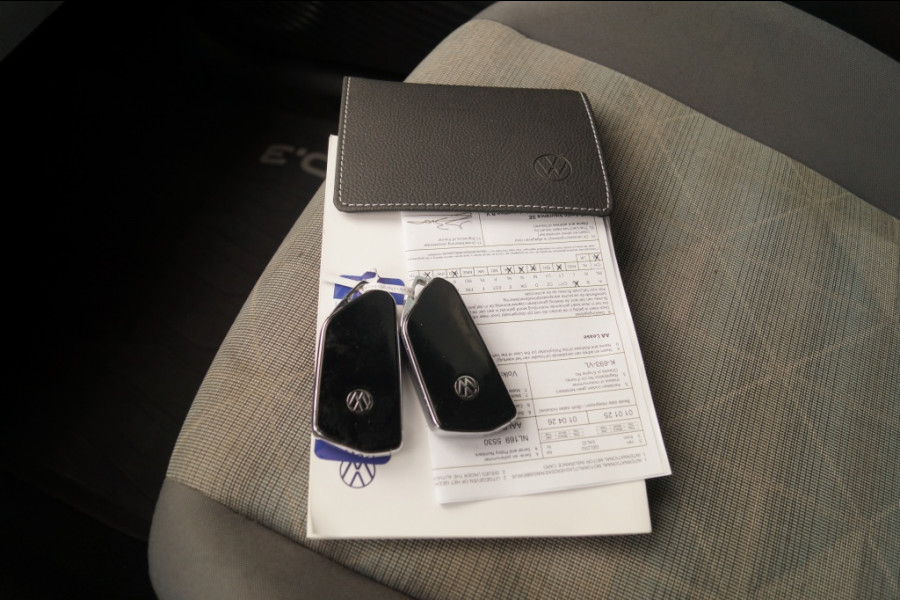 Volkswagen ID.3 Life 58kWh -NAVI-ECC-PDC- Volkswagen ID.3 Life 58kWh -NAVI-ECC-PDC-