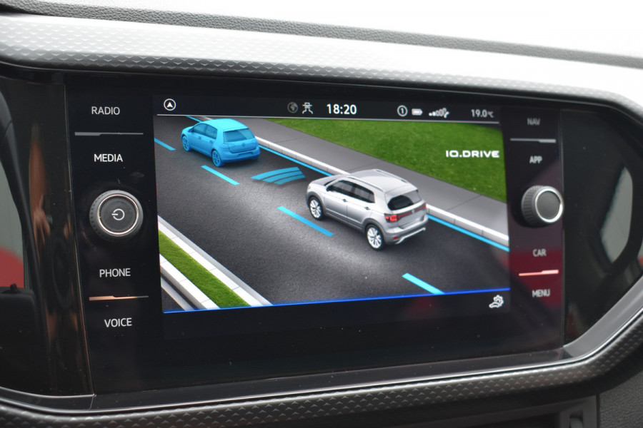 Volkswagen T-Cross 1.0 TSI Life Automaat Keyless/apple carplay/Stoelverwarming rijklaarprijs