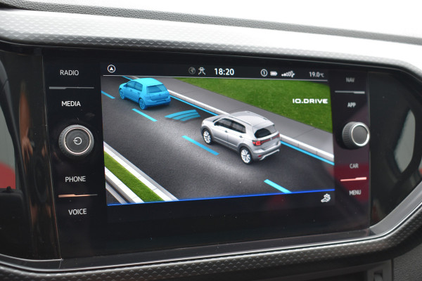 Volkswagen T-Cross 1.0 TSI Life Automaat Keyless/apple carplay/Stoelverwarming rijklaarprijs