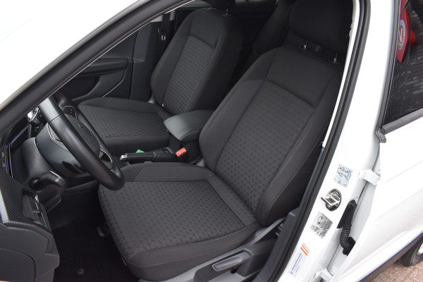 Volkswagen T-Cross 1.0 TSI Life Automaat Keyless/apple carplay/Stoelverwarming rijklaarprijs