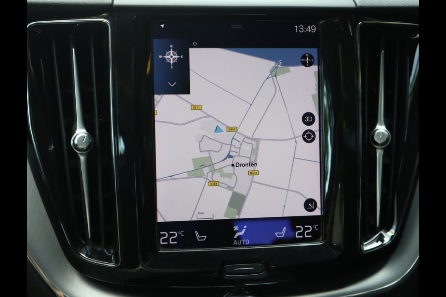 Volvo XC60 2.0 B5 250 PK Momentum Exclusive / Panoramadak Volvo XC60 2.0 B5 250 PK Momentum Exclusive / Panoramadak