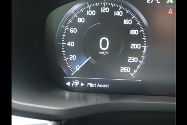 Volvo XC60 2.0 B5 250 PK Momentum Exclusive / Panoramadak Volvo XC60 2.0 B5 250 PK Momentum Exclusive / Panoramadak