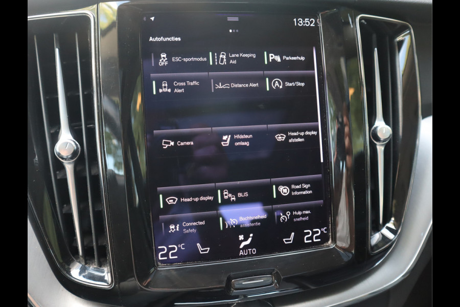 Volvo XC60 2.0 B5 250 PK Momentum Exclusive / Panoramadak Volvo XC60 2.0 B5 250 PK Momentum Exclusive / Panoramadak