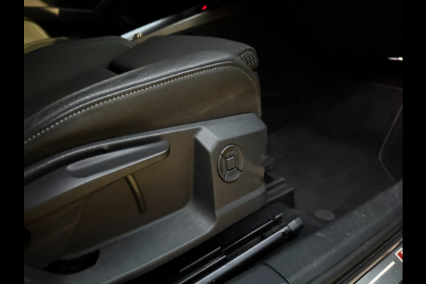 Audi A3 Sedan 1.5 Tfsi Aut 2xS line panorama/19 inch/camera/navi Audi A3 Sedan 1.5 Tfsi Aut 2xS line panorama/19 inch/camera/navi