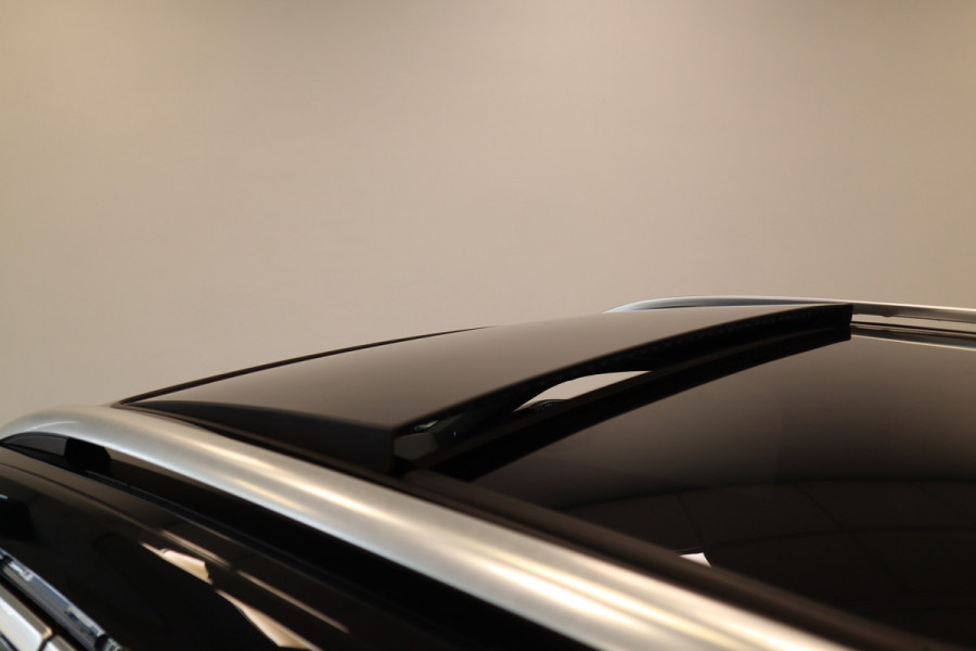 Volkswagen T-Roc 1.5 TSI Sport ACC PDC Navi Panoramadak Leder Automaat 150PK! Volkswagen T-Roc 1.5 TSI Sport ACC PDC Navi Panoramadak Leder Automaat 150PK!