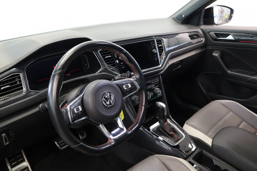 Volkswagen T-Roc 1.5 TSI Sport ACC PDC Navi Panoramadak Leder Automaat 150PK! Volkswagen T-Roc 1.5 TSI Sport ACC PDC Navi Panoramadak Leder Automaat 150PK!