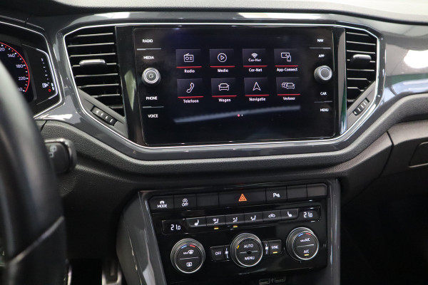 Volkswagen T-Roc 1.5 TSI Sport ACC PDC Navi Panoramadak Leder Automaat 150PK! Volkswagen T-Roc 1.5 TSI Sport ACC PDC Navi Panoramadak Leder Automaat 150PK!