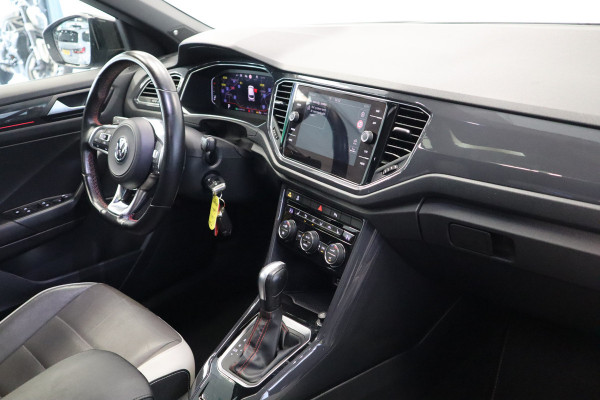 Volkswagen T-Roc 1.5 TSI Sport ACC PDC Navi Panoramadak Leder Automaat 150PK! Volkswagen T-Roc 1.5 TSI Sport ACC PDC Navi Panoramadak Leder Automaat 150PK!