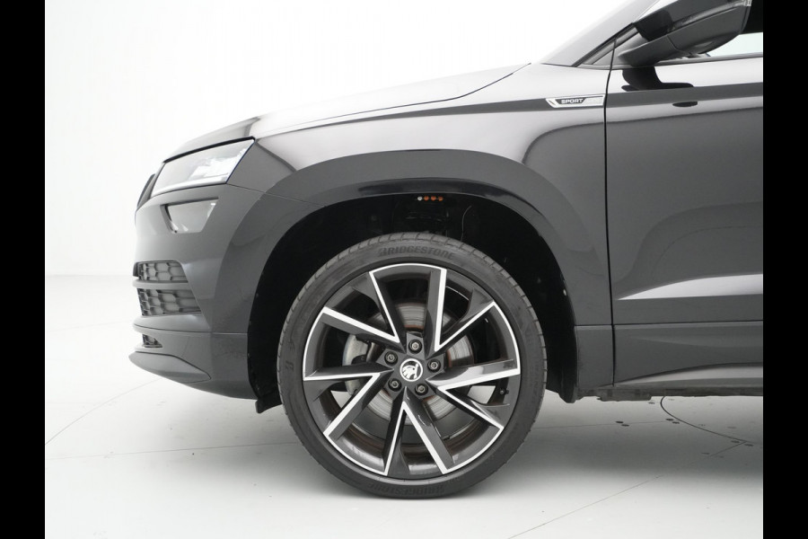 Škoda Karoq 1.5 TSI 150pk DSG Sportline Business Navigatie 19"velgen Camera Keyless 286