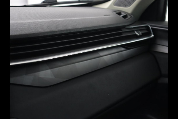 Lynk & Co 01 1.5 Plug In | Panoramadak | Infinity by Harman | Camera | Adaptive cruise | Stoelverwarming | Carplay | Memory | Full LED Lynk & Co 01 1.5 Plug In | Panoramadak | Infinity by Harman | Camera | Adaptive cruise | Stoelverwarming | Carplay | Memory | Full LED