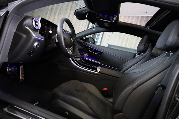 Mercedes-Benz CLE Coupé 300 e AMG Line / Head Up / 360 Camera / Acc / Lane Assist / BURMESTER / Elek Stoelen / Memory / Pano / 20 Mercedes-Benz CLE Coupé 300 e AMG Line / Head Up / 360 Camera / Acc / Lane Assist / BURMESTER / Elek Stoelen / Memory / Pano / 20