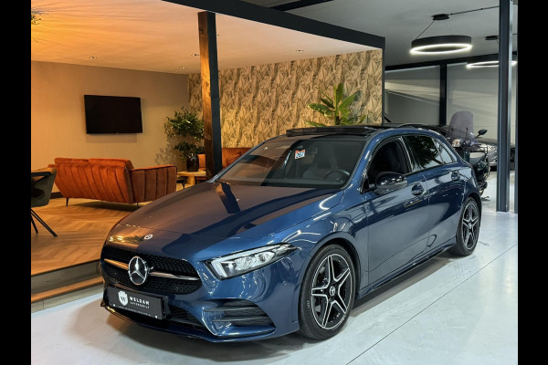 Mercedes-Benz A-Klasse 200 AMG Line Edition Garantie Pano Ambient Night Camera StoelVW Carplay Cruise Clima Navi PDC Led Rijklaar