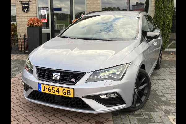 Seat León ST 1.5 TSI FR Ultimate Edition Black Sky | Trekhaak | Camera | NAP Seat León ST 1.5 TSI FR Ultimate Edition Black Sky | Trekhaak | Camera | NAP