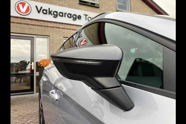 Seat León ST 1.5 TSI FR Ultimate Edition Black Sky | Trekhaak | Camera | NAP Seat León ST 1.5 TSI FR Ultimate Edition Black Sky | Trekhaak | Camera | NAP