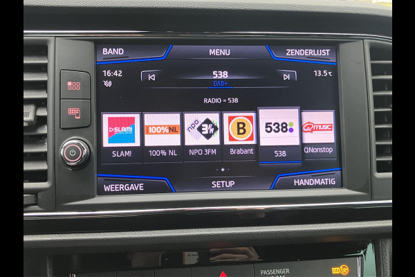 Seat León ST 1.5 TSI FR Ultimate Edition Black Sky | Trekhaak | Camera | NAP Seat León ST 1.5 TSI FR Ultimate Edition Black Sky | Trekhaak | Camera | NAP