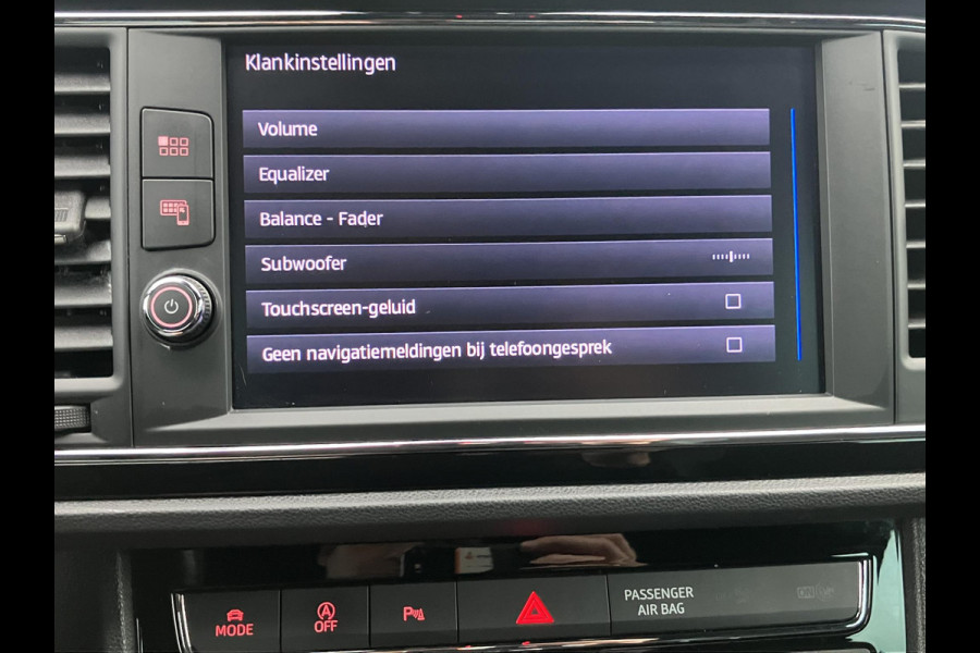 Seat León ST 1.5 TSI FR Ultimate Edition Black Sky | Trekhaak | Camera | NAP Seat León ST 1.5 TSI FR Ultimate Edition Black Sky | Trekhaak | Camera | NAP