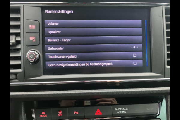 Seat León ST 1.5 TSI FR Ultimate Edition Black Sky | Trekhaak | Camera | NAP Seat León ST 1.5 TSI FR Ultimate Edition Black Sky | Trekhaak | Camera | NAP