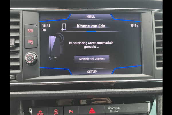 Seat León ST 1.5 TSI FR Ultimate Edition Black Sky | Trekhaak | Camera | NAP Seat León ST 1.5 TSI FR Ultimate Edition Black Sky | Trekhaak | Camera | NAP