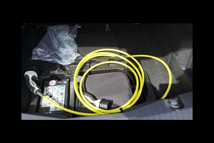 Ford Mustang Mach-E Extended Premium RWD 98 kWh 294pk | Technology Pack Plus | Adaptieve Cruise | 1.500kg Trekgewicht Ford Mustang Mach-E Extended Premium RWD 98 kWh 294pk | Technology Pack Plus | Adaptieve Cruise | 1.500kg Trekgewicht