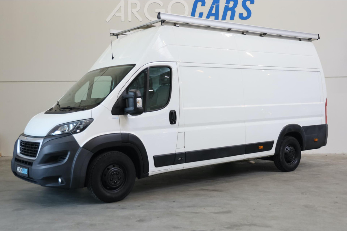 Peugeot Boxer 2.0 BlueHDI L3/H3 3 ZITS 163PK CAMERA NAVI AIRCO TREKHAAK IMPERIAAL LEASE V/A € 122,- p.m. INRUIL MOGELIJK Peugeot Boxer 2.0 BlueHDI L3/H3 3 ZITS 163PK CAMERA NAVI AIRCO TREKHAAK IMPERIAAL LEASE V/A € 122,- p.m. INRUIL MOGELIJK