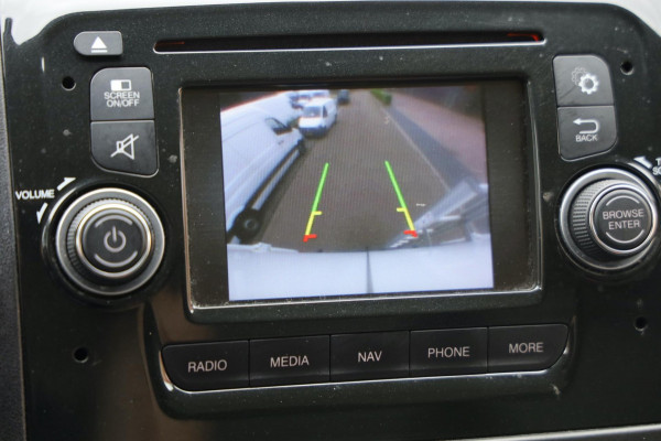 Peugeot Boxer 2.0 BlueHDI L3/H3 3 ZITS 163PK CAMERA NAVI AIRCO TREKHAAK IMPERIAAL LEASE V/A € 122,- p.m. INRUIL MOGELIJK