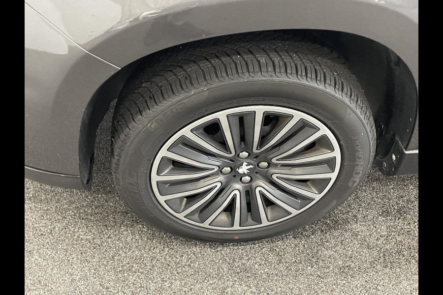 Peugeot 2008 1.2 PureTech Active 82pk Navigatie Apple Carplay/Android Auto Cruise Control Airco Peugeot 2008 1.2 PureTech Active 82pk Navigatie Apple Carplay/Android Auto Cruise Control Airco