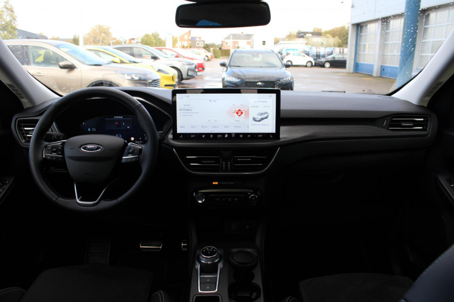 Ford Kuga 2.5 PHEV Active X 243pk | Driver Assistance Pack | Winterpack | Technology Pack | Panoramadak | All Season banden