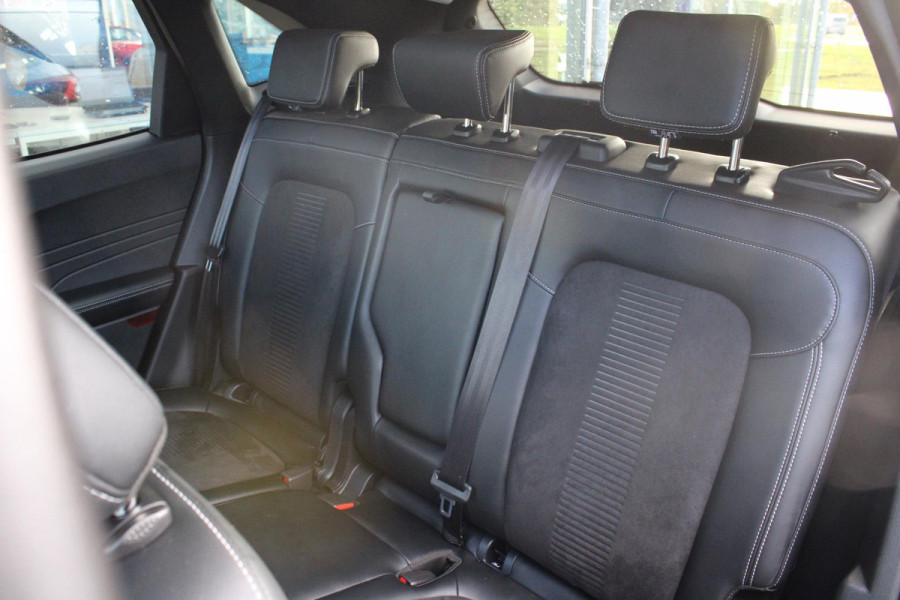 Ford Kuga 2.5 PHEV Active X 243pk | Driver Assistance Pack | Winterpack | Technology Pack | Panoramadak | All Season banden