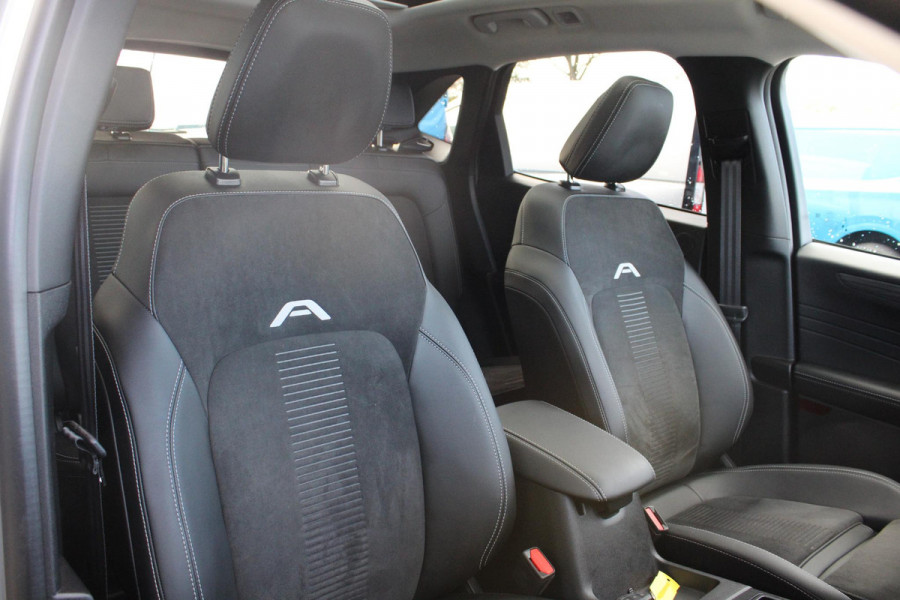 Ford Kuga 2.5 PHEV Active X 243pk | Driver Assistance Pack | Winterpack | Technology Pack | Panoramadak | All Season banden